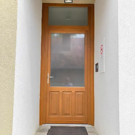 Toronyi Vendeghaz Гостевой дом *