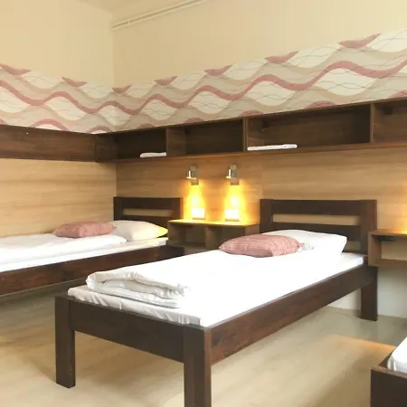 Toronyi Vendeghaz Гостевой дом