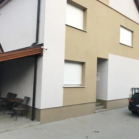 Toronyi Vendeghaz Гостевой дом