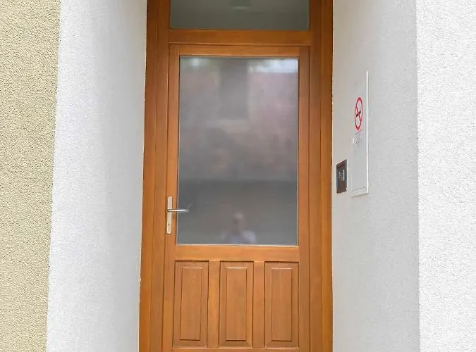 Toronyi Vendégház *